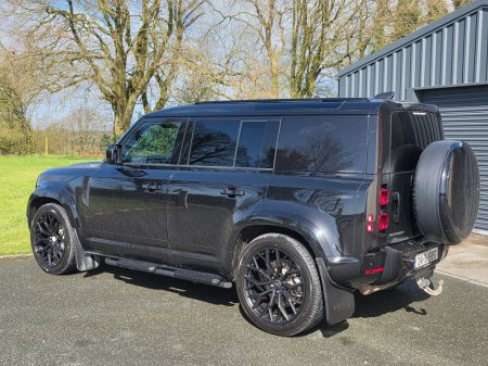 2024 Land Rover Defender - thumbnail 6