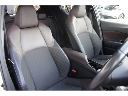 2017 Toyota C-HR - thumbnail 11