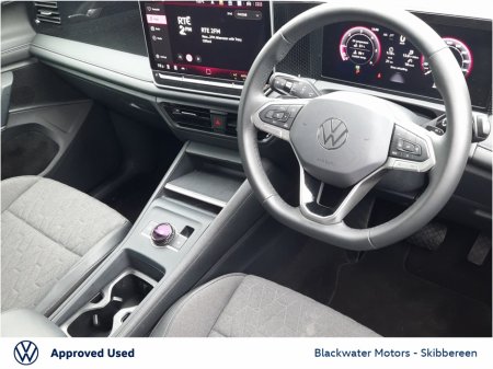 2025 Volkswagen Tiguan - thumbnail 8