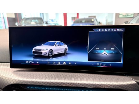 2025 BMW 3 Series - thumbnail 15