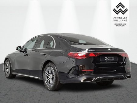 2025 Mercedes-Benz E Class E220d AMG Line €76,950 thumbnail