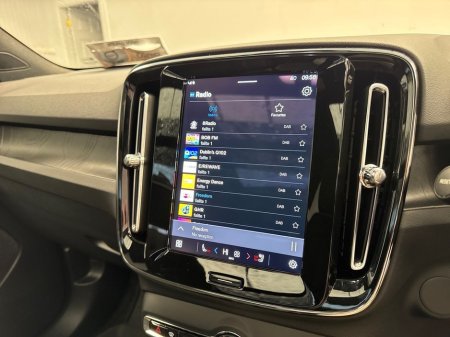 2024 Volvo XC40 - thumbnail 15