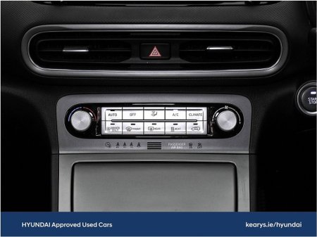 2022 Hyundai Kona EV Premium 64 kWh €22,490 thumbnail