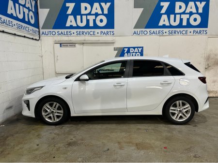 2021 Kia Ceed - thumbnail 4