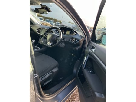 2018 Peugeot 308 1.6 BLUE HDI 100bhp Active thumbnail