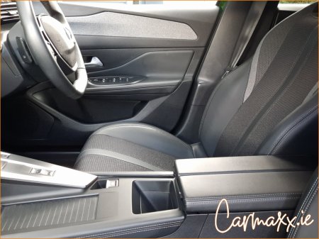 2022 Peugeot 308 Allure 1.6 Phev 180 Automatic €19,995 thumbnail