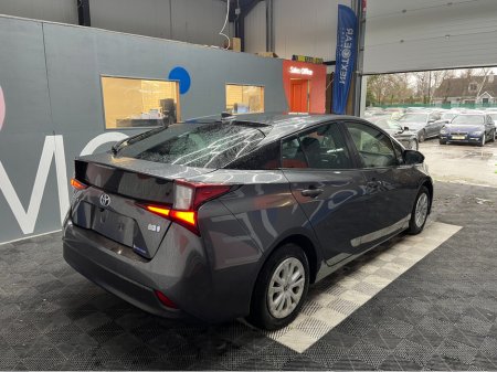 2022 Toyota Prius 2022 TOYOTA PRIUS S 1.8 AUTOMATIC / CRUISE CONTROL / REVERSE CAMERA AND MORE