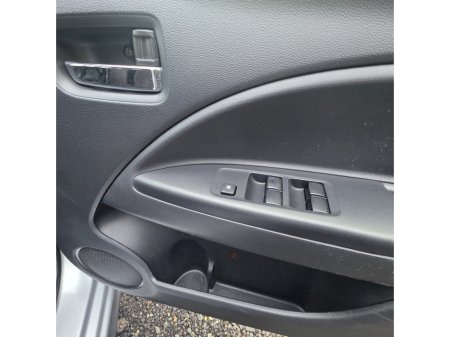 2014 Mitsubishi Mirage  €6,950 thumbnail