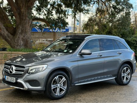 2016 Mercedes-Benz GLC Class - thumbnail 3