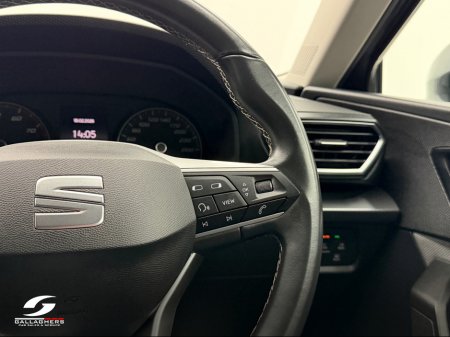 2024 SEAT Leon (241) SE PLUS 1.0 TSI 110HP €22,995 thumbnail