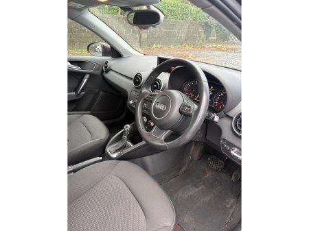 2014 Audi A1 - thumbnail 13