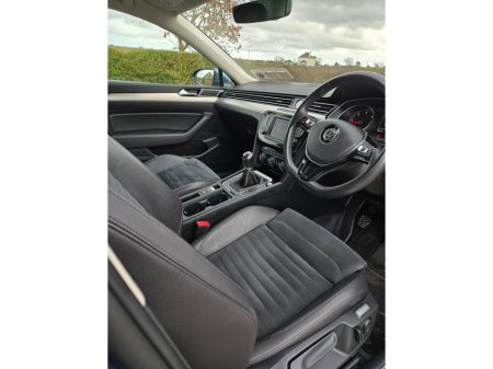 2016 Volkswagen Passat - thumbnail 13