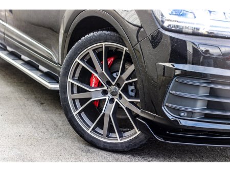 2017 Audi Q7  €37,995 thumbnail