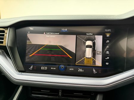 2020 Volkswagen Touareg - thumbnail 18