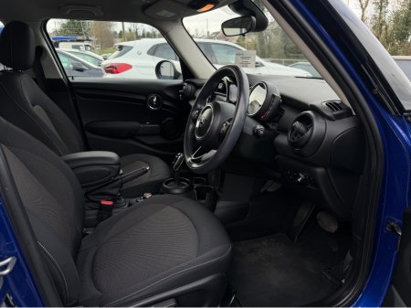 2019 MINI Cooper - thumbnail 11