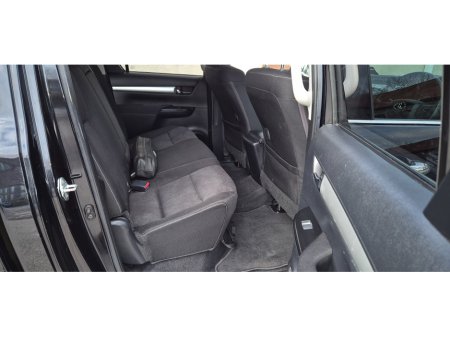 2022 Toyota Hilux - thumbnail 8