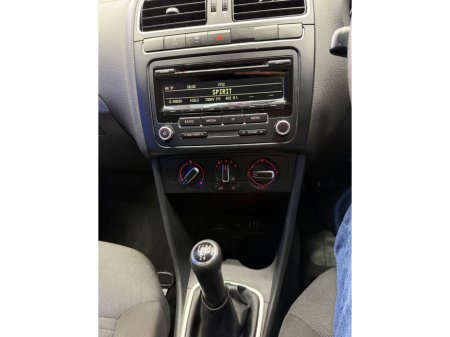 2012 Volkswagen Polo - thumbnail 21