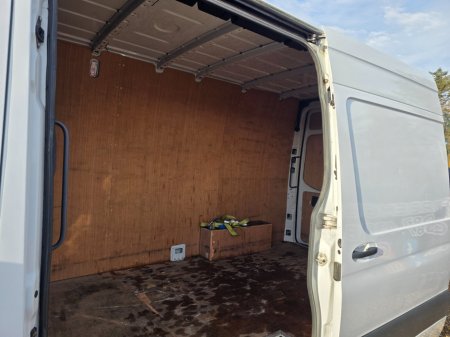 2021 Mercedes-Benz Sprinter  €18,000 thumbnail