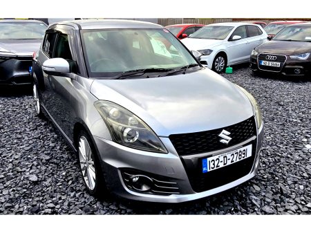 2013 Suzuki Swift - thumbnail 3