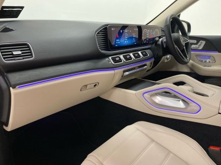 2026 Mercedes-Benz GLE Class - thumbnail 6