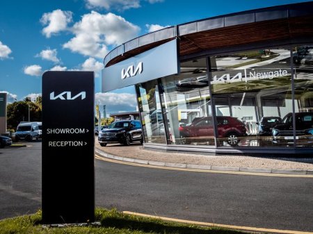 2023 Kia Niro K3 €30,950 thumbnail