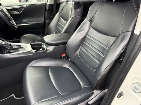 2020 Toyota Rav4 2.5 HYBRID SOL AUTO €29,950 thumbnail