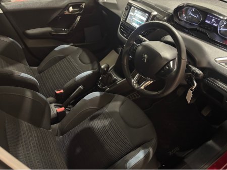 2014 Peugeot 208 - thumbnail 10