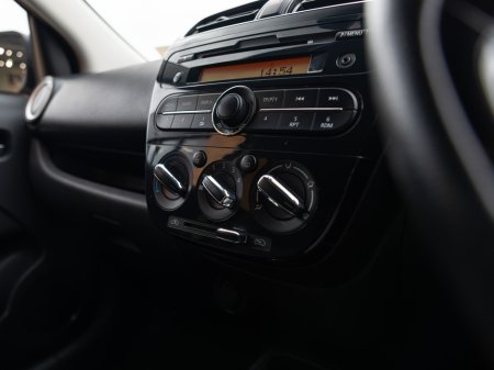 2018 Mitsubishi Space Star - thumbnail 15