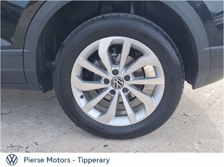 2025 Volkswagen T-Roc - thumbnail 8