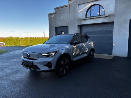 2023 Volvo XC40 CORE RECHARGE TWIN E thumbnail