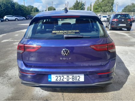 2023 Volkswagen Golf LIFE 2.0 TDI 115HP 5DR €27,950 thumbnail