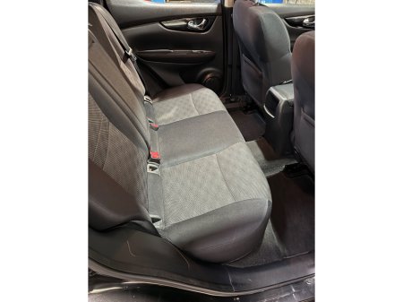 2016 Nissan Qashqai - thumbnail 13