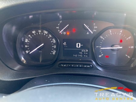 2021 Opel Vivaro - thumbnail 9