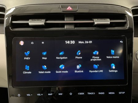 2023 Hyundai Tucson Executive Plus 1.6P PHEV 4WD - Reversing Camera - Sat Nav - Climate Control - Heated Seats - Keyless Start - Apple CarPlay/Android Auto €35,950 thumbnail