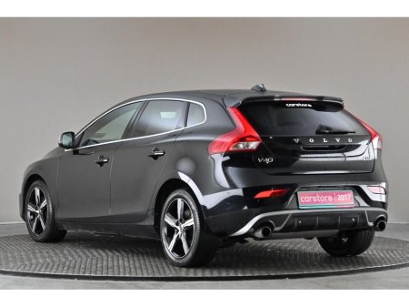 2017 Volvo V40 2.0 D3 R-DESIGN 6SPD *FULL LEATHER*PANORAMIC ROOF* €15,490 thumbnail