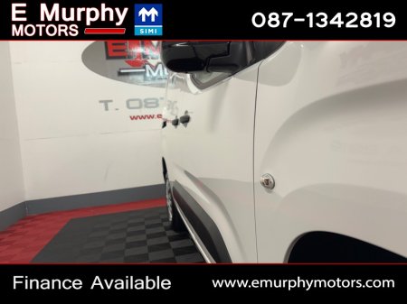 2022 Peugeot Partner - thumbnail 21