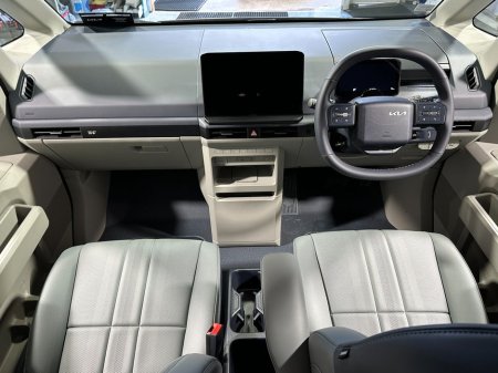 2026 Kia PV5 K4 Passenger 5 Seater €47,500 thumbnail