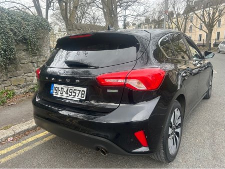 2019 Ford Focus - thumbnail 5