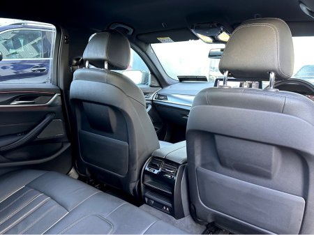 2023 BMW 5 Series - thumbnail 10