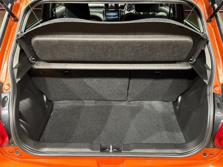 2021 Suzuki Swift - thumbnail 14