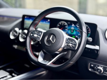 2023 Mercedes-Benz GLA Class - thumbnail 11