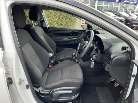 2022 Hyundai Bayon - thumbnail 10