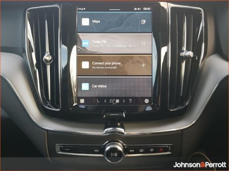 2024 Volvo XC60 T6 350hp AWD PHEV Plus Dark (Three Year Volvo Selekt Warranty + Two Year Volvo Service Plan) €56,900 thumbnail