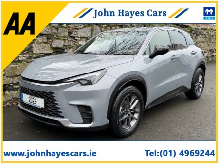 2025 Lexus LBX ***SOLD***PREMIUM SPECIFICATION//BEIGE LEATHER//IMMACULATE//HYBRID//SIMI AND AA DEALER thumbnail