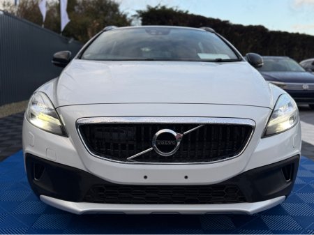 2018 Volvo V40 D4 CROSS COUNTY - 2.0L DIESEL - AUTO - 12M WARRANTY - CAR: €17,950