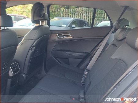 2023 Kia Sportage 1.6 PHEV K3 €36,900 thumbnail