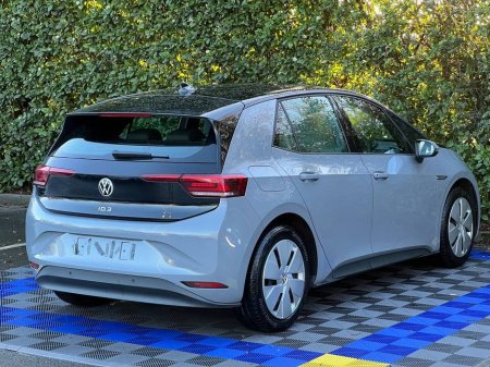 2023 Volkswagen ID.3 LIFE 58KWH // HEATED SEATS // ADAPTIVE CRUISE CONTROL // DIGITAL CLUSTER €20,950 thumbnail
