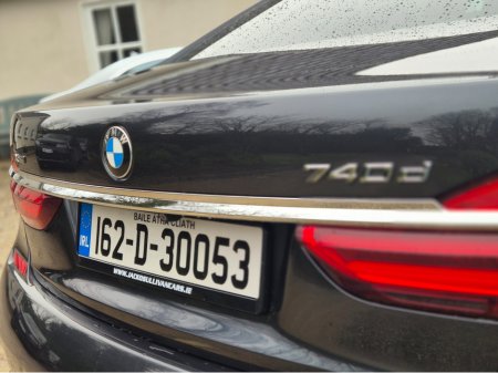 2016 BMW 7 Series - thumbnail 9