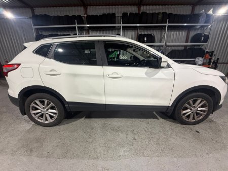 2016 Nissan Qashqai 1.2 SV €11,500 thumbnail