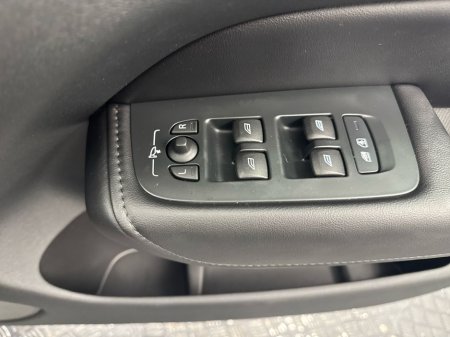 2022 Volvo XC60 - thumbnail 24